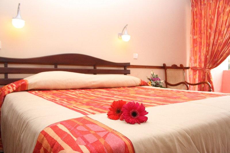 Paradise Beach Hotel Negombo Eksteriør bilde