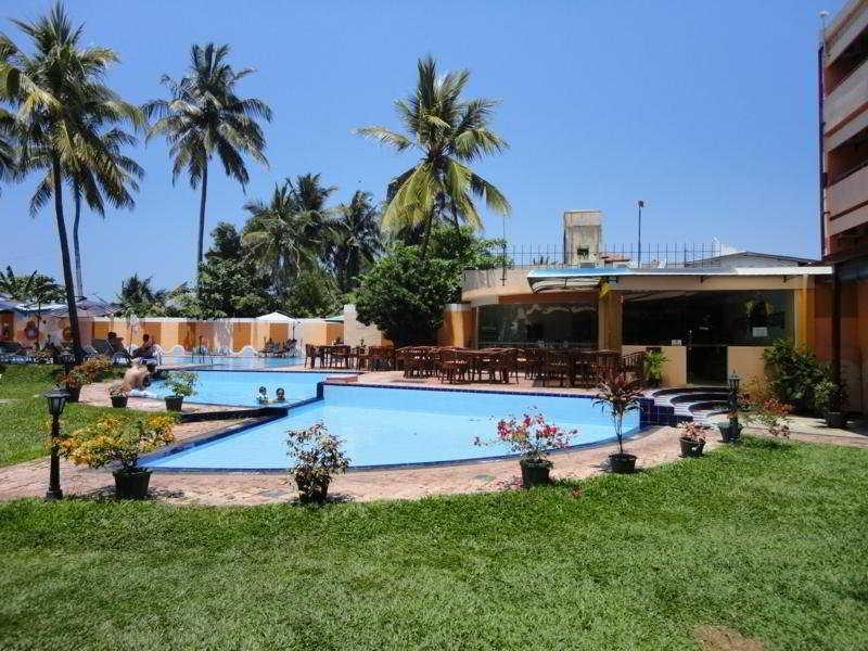 Paradise Beach Hotel Negombo Eksteriør bilde