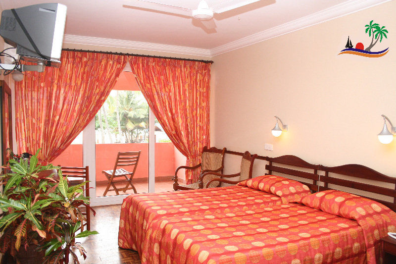 Paradise Beach Hotel Negombo Eksteriør bilde
