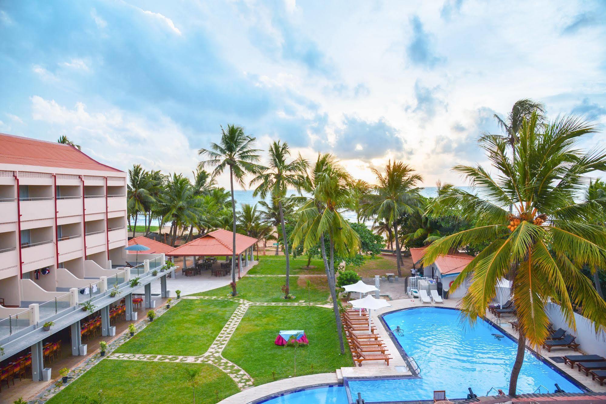 Paradise Beach Hotel Negombo Eksteriør bilde