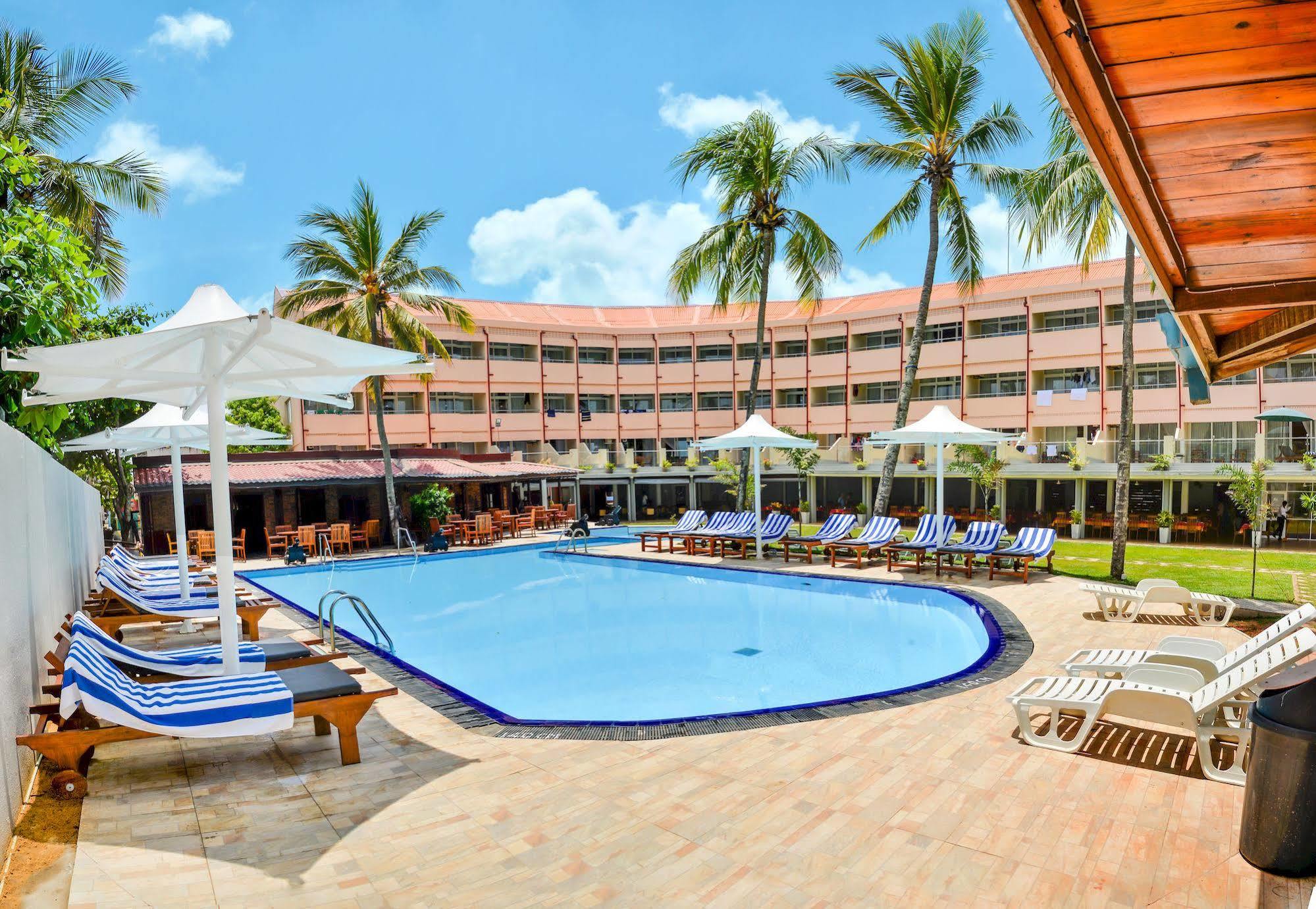 Paradise Beach Hotel Negombo Eksteriør bilde